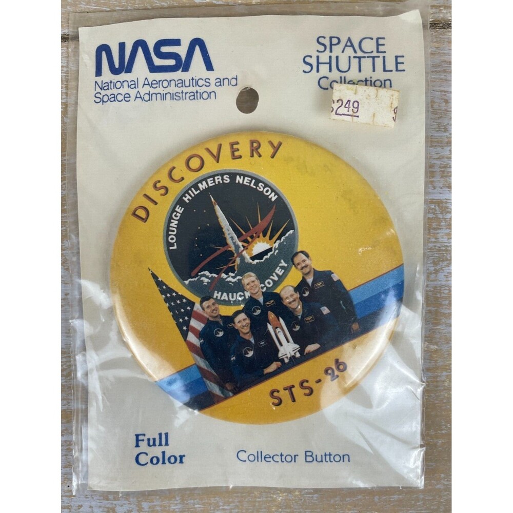 Vintage NASA Space Shuttle DISCOVERY Souvenir 3.5" BUTTON Pin NOS PINBACK